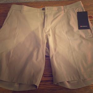 Lululemon Men’s Khaki Golf Shorts